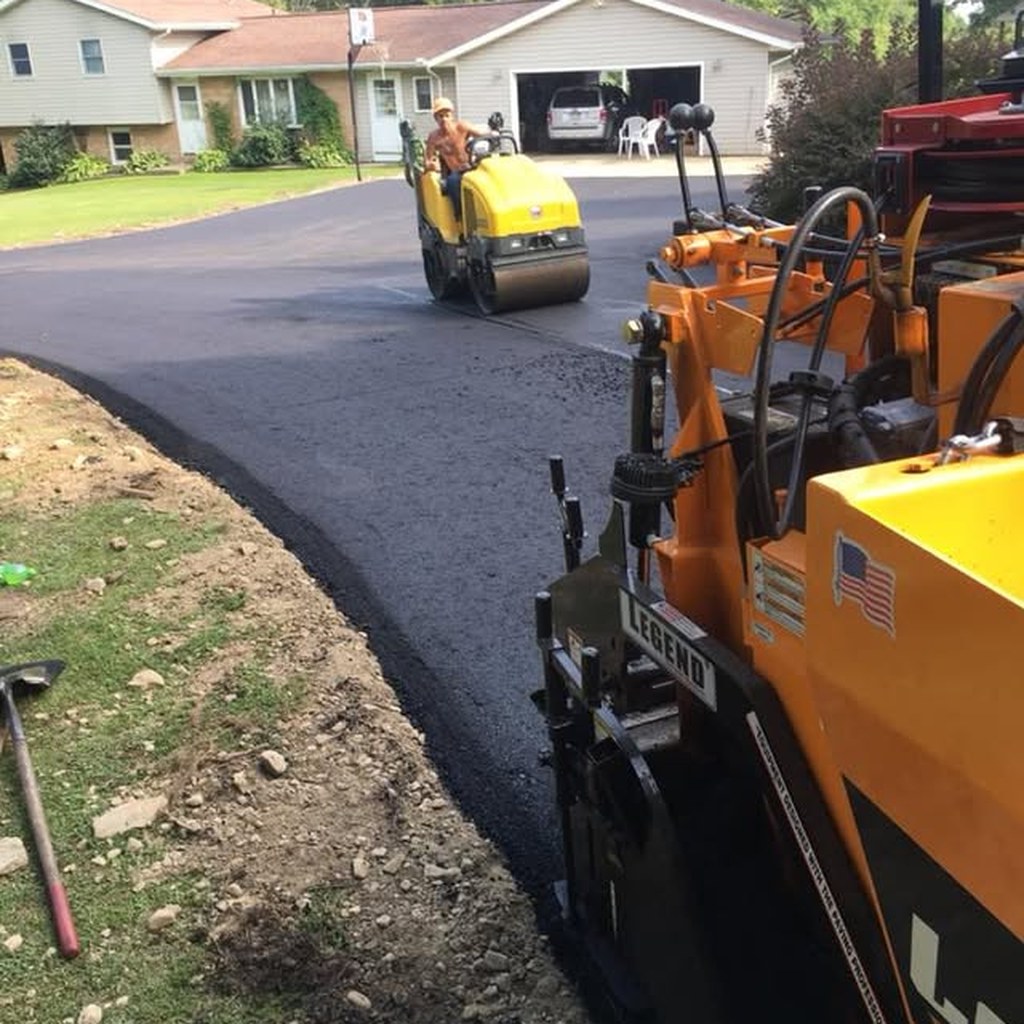 Crack Filling in Erie, PA by Roads Paving