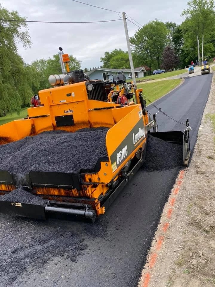 Asphalt paving in Waterford, Pennsylvania